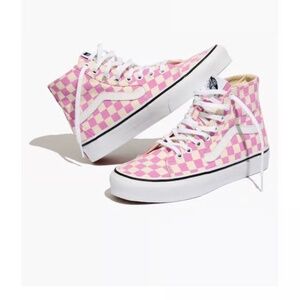Pink checkered vans size women’s 8, barely worn